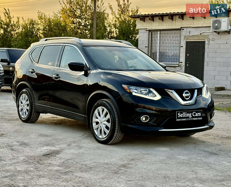 Позашляховик / Кросовер Nissan Rogue 2015 в Рівному