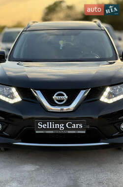 Позашляховик / Кросовер Nissan Rogue 2015 в 