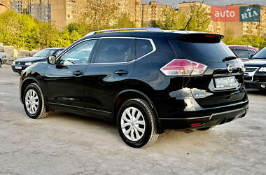 Позашляховик / Кросовер Nissan Rogue 2015 в 