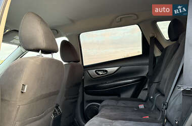 Позашляховик / Кросовер Nissan Rogue 2015 в 