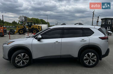 Позашляховик / Кросовер Nissan Rogue 2021 в 