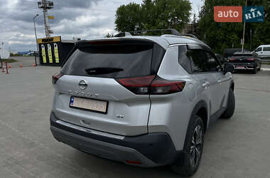 Позашляховик / Кросовер Nissan Rogue 2021 в 