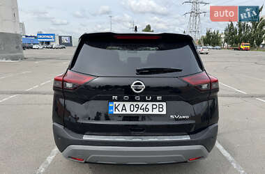 Позашляховик / Кросовер Nissan Rogue 2020 в 