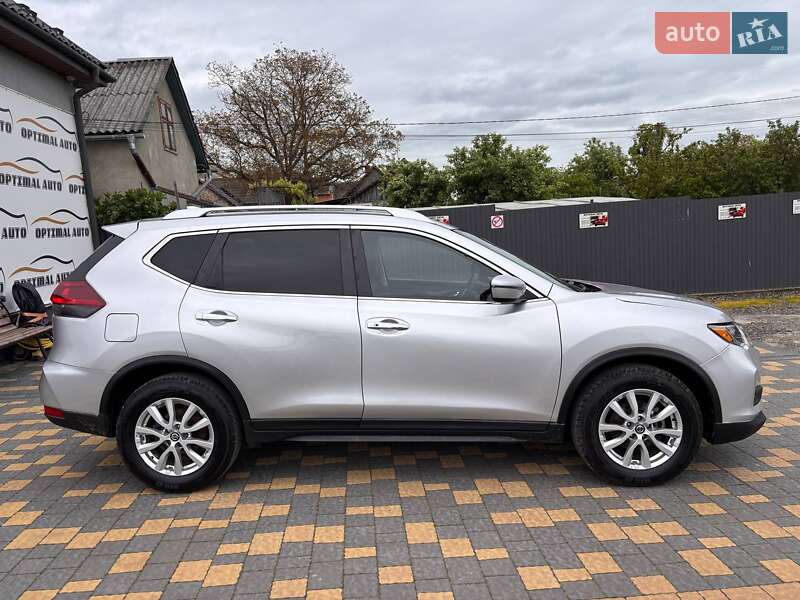 Позашляховик / Кросовер Nissan Rogue 2019 в Львові