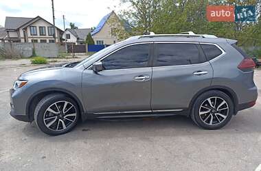 Внедорожник / Кроссовер Nissan Rogue 2019 в 
