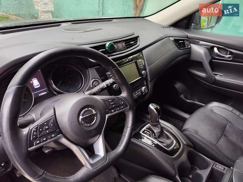 Позашляховик / Кросовер Nissan Rogue 2018 в Івано-Франківську