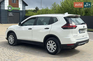 Позашляховик / Кросовер Nissan Rogue 2018 в 