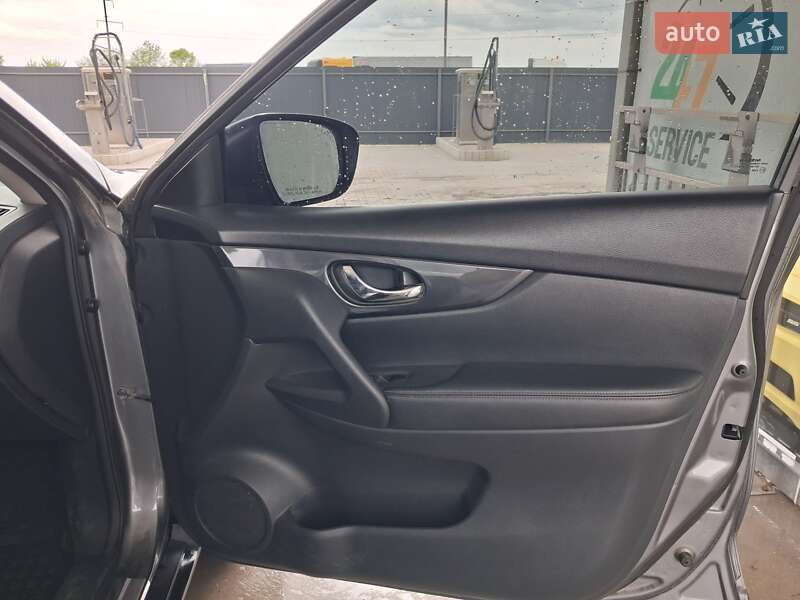 Позашляховик / Кросовер Nissan Rogue 2017 в Тернополі фото 19 Позашляховик / Кросовер Nissan Rogue 2017 в Тернополі
