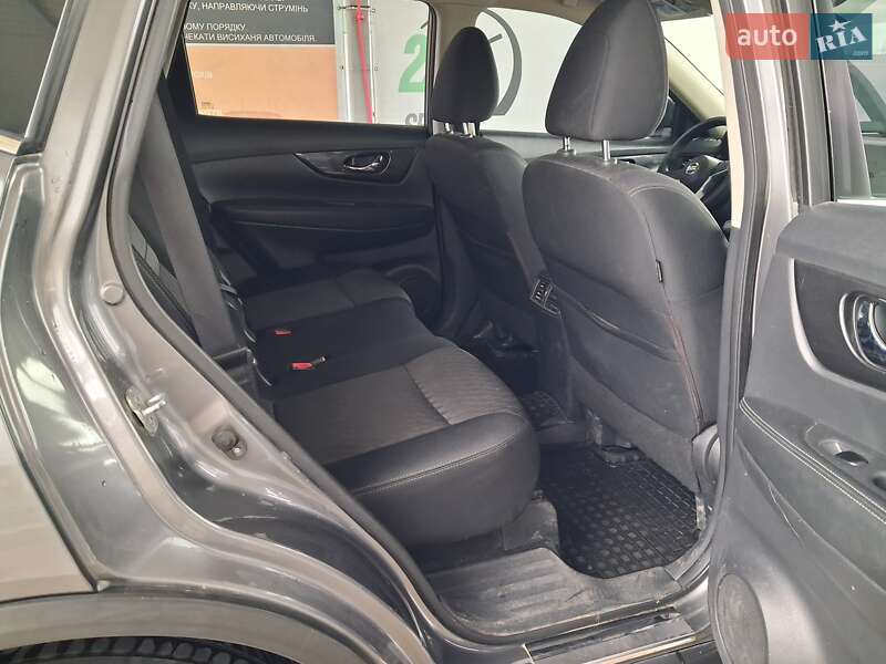 Позашляховик / Кросовер Nissan Rogue 2017 в Тернополі фото 25 Позашляховик / Кросовер Nissan Rogue 2017 в Тернополі