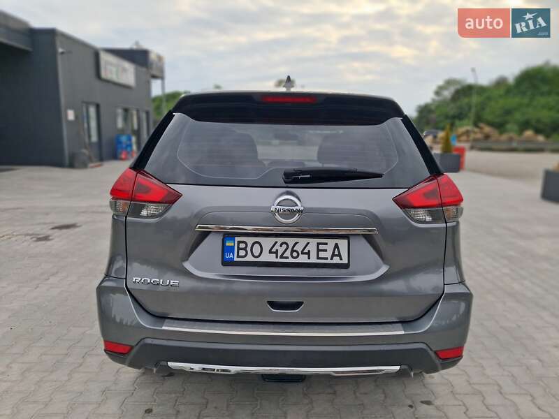 Позашляховик / Кросовер Nissan Rogue 2017 в Тернополі фото 8 Позашляховик / Кросовер Nissan Rogue 2017 в Тернополі