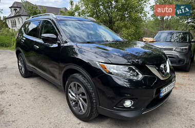 Позашляховик / Кросовер Nissan Rogue 2016 в 