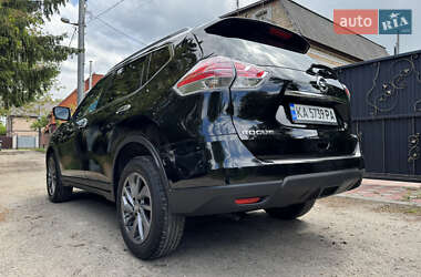 Позашляховик / Кросовер Nissan Rogue 2016 в 