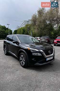 Позашляховик / Кросовер Nissan Rogue 2021 в Дніпрі