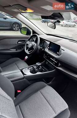 Позашляховик / Кросовер Nissan Rogue 2021 в 