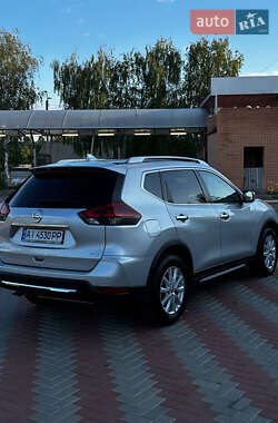 Внедорожник / Кроссовер Nissan Rogue 2017 в 