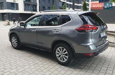 Внедорожник / Кроссовер Nissan Rogue 2018 в 