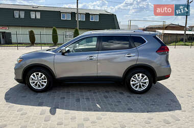 Позашляховик / Кросовер Nissan Rogue 2017 в Білій Церкві