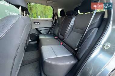 Внедорожник / Кроссовер Nissan Rogue 2023 в 