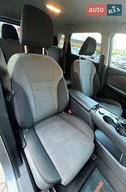 Внедорожник / Кроссовер Nissan Rogue 2023 в 