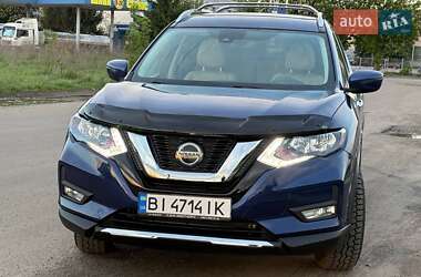 Внедорожник / Кроссовер Nissan Rogue 2019 в 