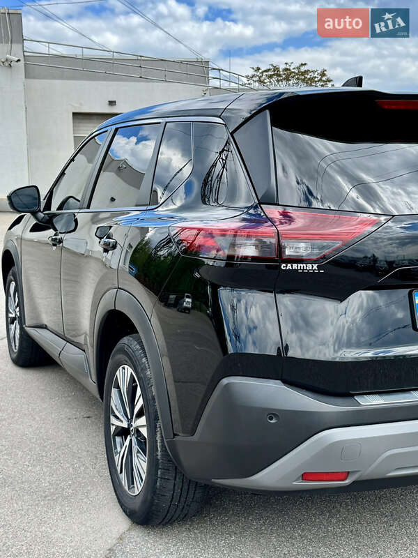 Внедорожник / Кроссовер Nissan Rogue 2022 в Запорожье