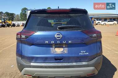 Внедорожник / Кроссовер Nissan Rogue 2022 в 