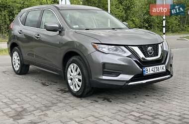 Позашляховик / Кросовер Nissan Rogue 2018 в 