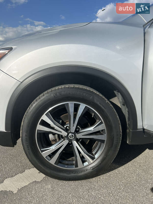 Позашляховик / Кросовер Nissan Rogue 2018 в Житомирі
