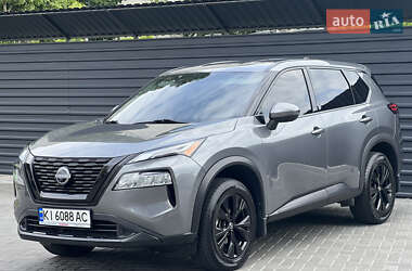 Позашляховик / Кросовер Nissan Rogue 2021 в 