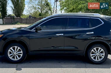 Внедорожник / Кроссовер Nissan Rogue 2016 в 