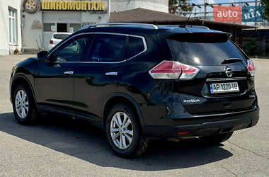 Внедорожник / Кроссовер Nissan Rogue 2016 в 