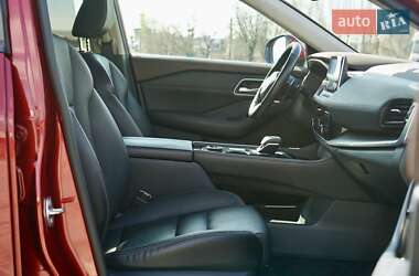 Позашляховик / Кросовер Nissan Rogue 2020 в 
