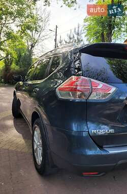Позашляховик / Кросовер Nissan Rogue 2014 в 