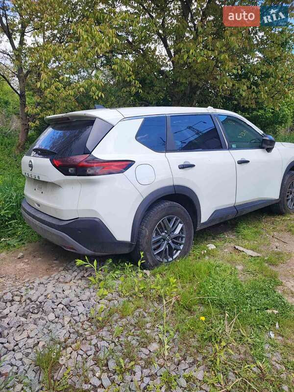 Позашляховик / Кросовер Nissan Rogue 2023 в Львові