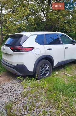 Позашляховик / Кросовер Nissan Rogue 2023 в 