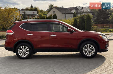 Позашляховик / Кросовер Nissan Rogue 2015 в Львові