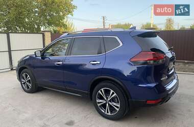 Позашляховик / Кросовер Nissan Rogue 2019 в 