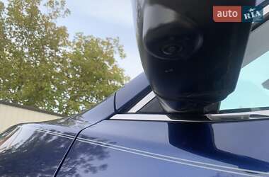 Позашляховик / Кросовер Nissan Rogue 2019 в 