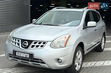 Позашляховик / Кросовер Nissan Rogue 2010 в 
