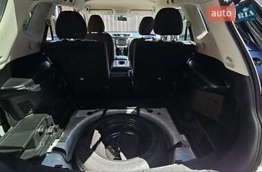 Позашляховик / Кросовер Nissan Rogue 2018 в 