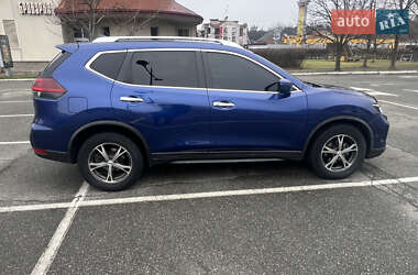Позашляховик / Кросовер Nissan Rogue 2020 в 