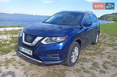 Внедорожник / Кроссовер Nissan Rogue 2018 в Николаеве