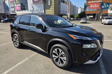 Внедорожник / Кроссовер Nissan Rogue 2021 в 