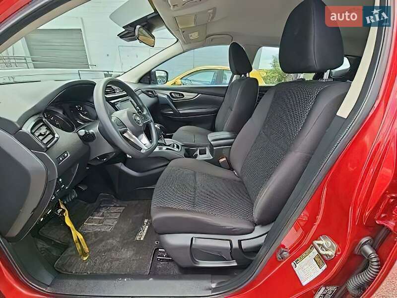 Внедорожник / Кроссовер Nissan Rogue 2021 в Тернополе