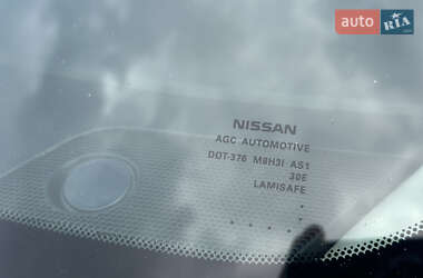 Позашляховик / Кросовер Nissan Rogue 2018 в 