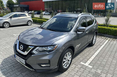 Позашляховик / Кросовер Nissan Rogue 2017 в Вінниці