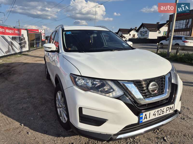 Внедорожник / Кроссовер Nissan Rogue 2018 в Виннице