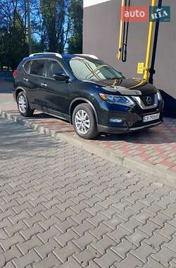 Позашляховик / Кросовер Nissan Rogue 2018 в Чернігові