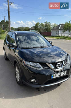 Внедорожник / Кроссовер Nissan Rogue 2016 в 