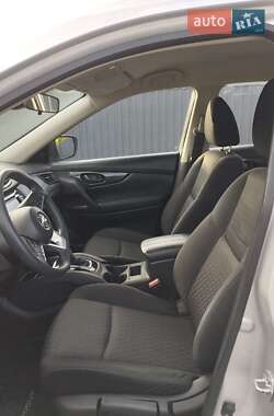 Позашляховик / Кросовер Nissan Rogue 2020 в 